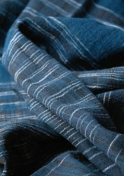 Blauer Schal aus Bio-Baumwolle mit Bommeln - Meer