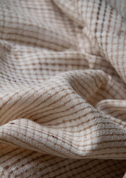 Handgewebter Schal aus wilder Tussah Seide und Baumwolle in Creme Weiß